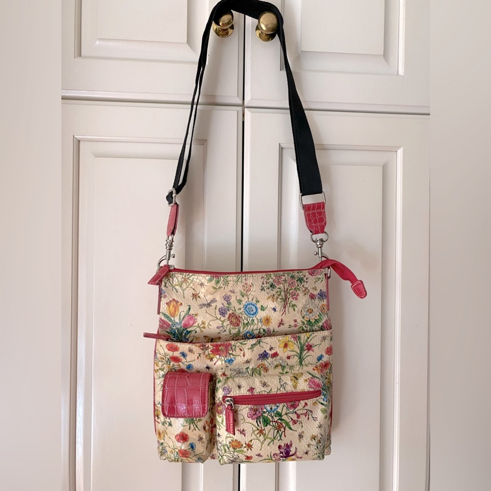 Floral faux snake leather Crossbody bag adjustable removable strap Pink Cream